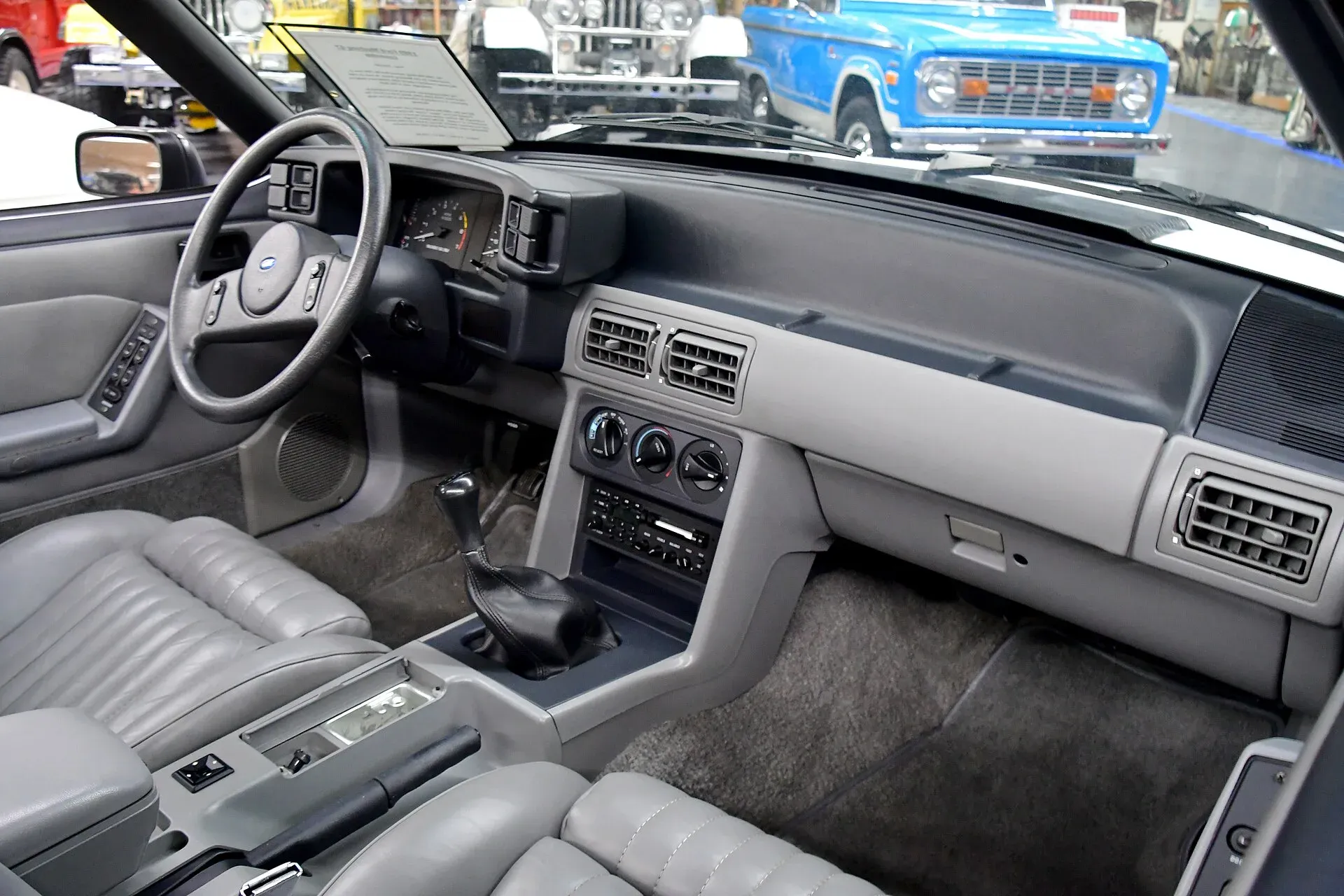 Салон Ford Mustang Fox Body