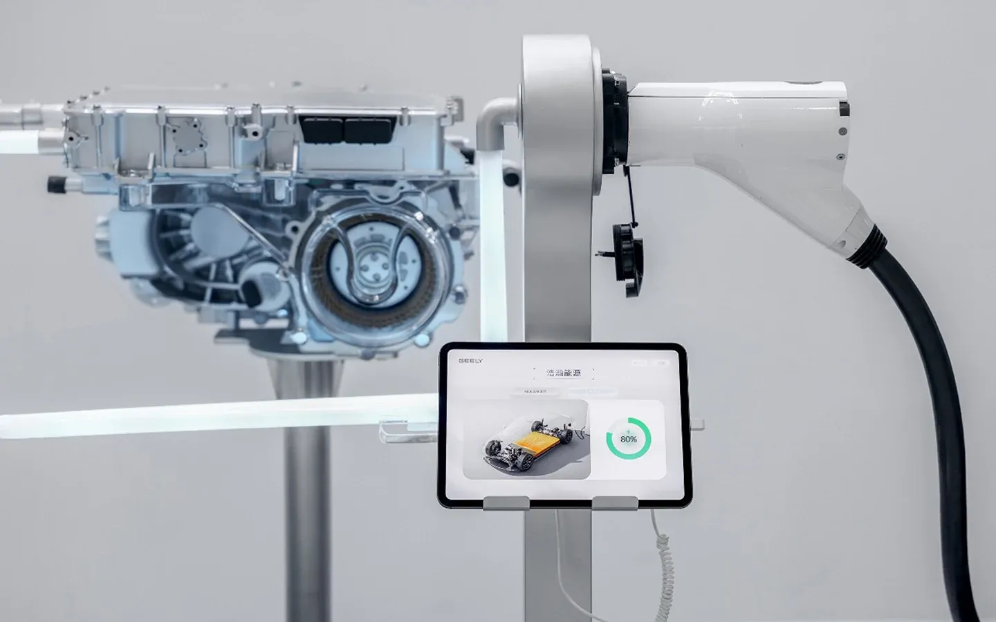 Lynk & Co 10 с поддержкой новой зарядной технологии