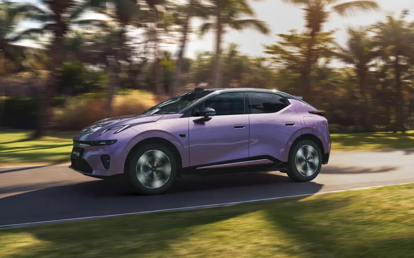 Lynk & Co 02 в версии со спортивным пакетом